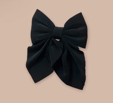 Load image into Gallery viewer, 4.5&quot; X 5.5&quot; Coquette Bows
