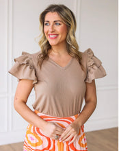 Load image into Gallery viewer, The Ellis Top, Beige