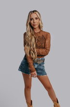 Load image into Gallery viewer, Roses Lace Top