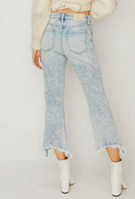 Load image into Gallery viewer, High Rise Stretch Crop Flare with Frayed Hem Jeans