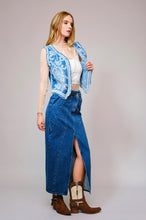 Load image into Gallery viewer, Western Garment Washed Denim Vest