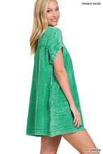 Load image into Gallery viewer, Kelly Green Washed Double Gauze Raw Edge V-Neck Dress