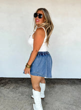 Load image into Gallery viewer, Denim &amp; Pearls Skort