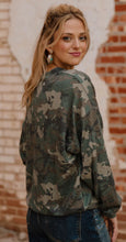 Load image into Gallery viewer, Camo Kreek Top