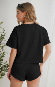 Cropped Tee& Ruffled High Waist Skort Set