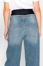 Load image into Gallery viewer, Adjustable Hem Knit Band Wide Leg Jeans