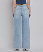 Load image into Gallery viewer, High Rise Super Wide Leg Jeans