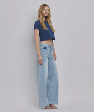 Load image into Gallery viewer, High Rise Super Wide Leg Jeans