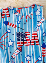 Load image into Gallery viewer, Patriotic Printed Boys Baby Romper W/Snaps