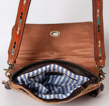 Load image into Gallery viewer, KBK104 - Cross Body 104