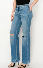 Load image into Gallery viewer, High Rise Distressed Denim Jeans