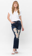 Load image into Gallery viewer, Judy Blues Distressed Dark Wash Capri Jeans