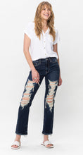 Load image into Gallery viewer, Judy Blues Distressed Dark Wash Capri Jeans