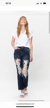 Load image into Gallery viewer, Judy Blues Distressed Dark Wash Capri Jeans