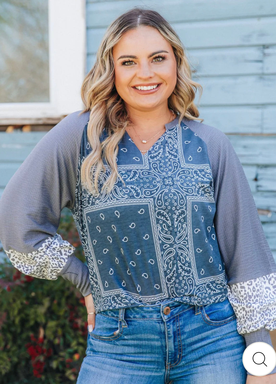 Country Charm Top In Blue Gray