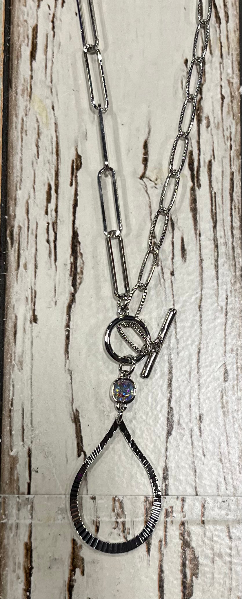 Chain Link Dew Drop Necklace