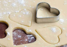 Load image into Gallery viewer, Cookie Cutters Kit With Pen For Handmade Messages